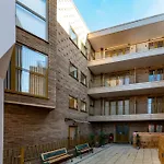 Luxe London Retreat