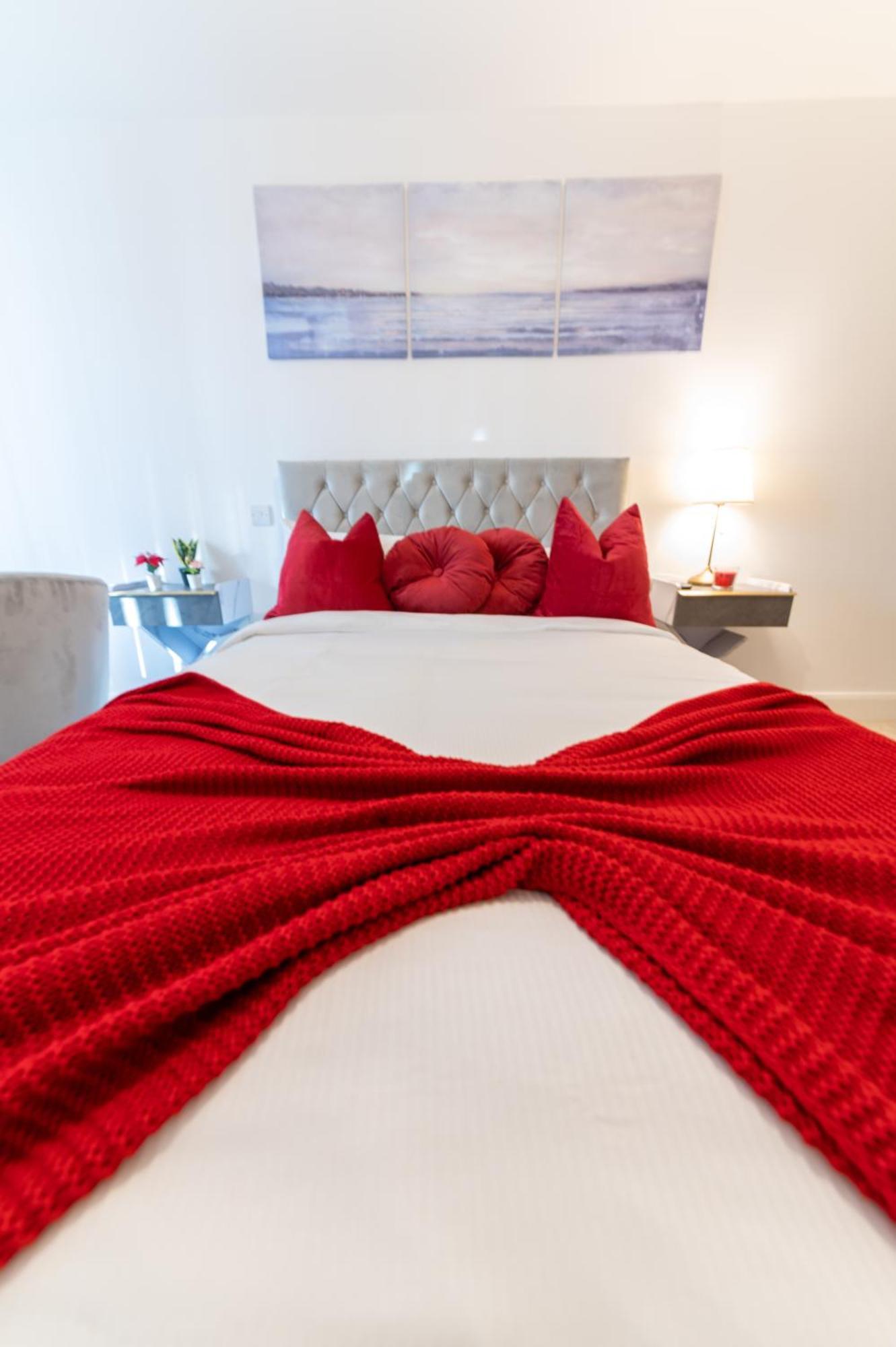 Luxe Retreat 5 * London